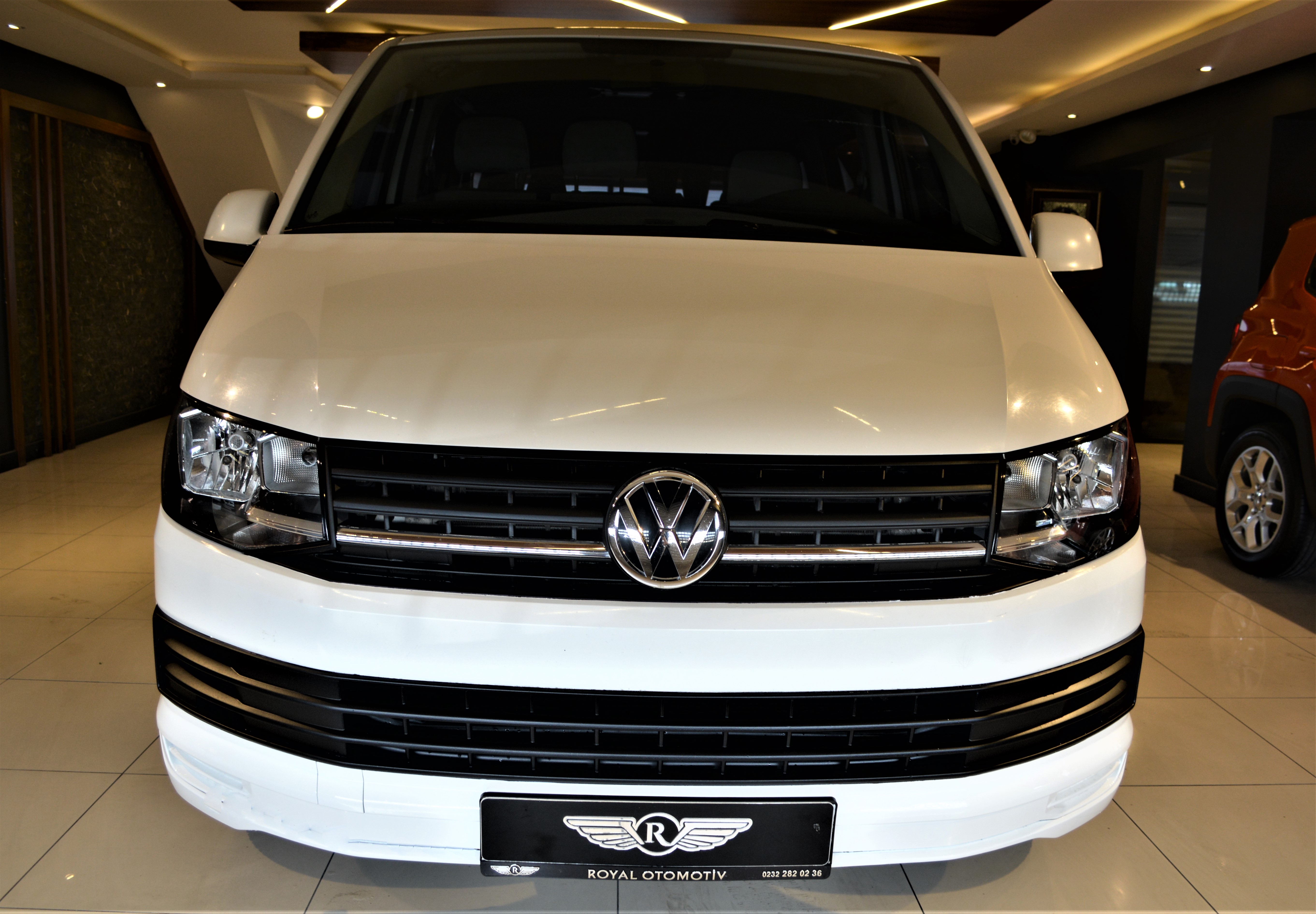 VOLKSWAGEN TRANSPORTER 140 HP 