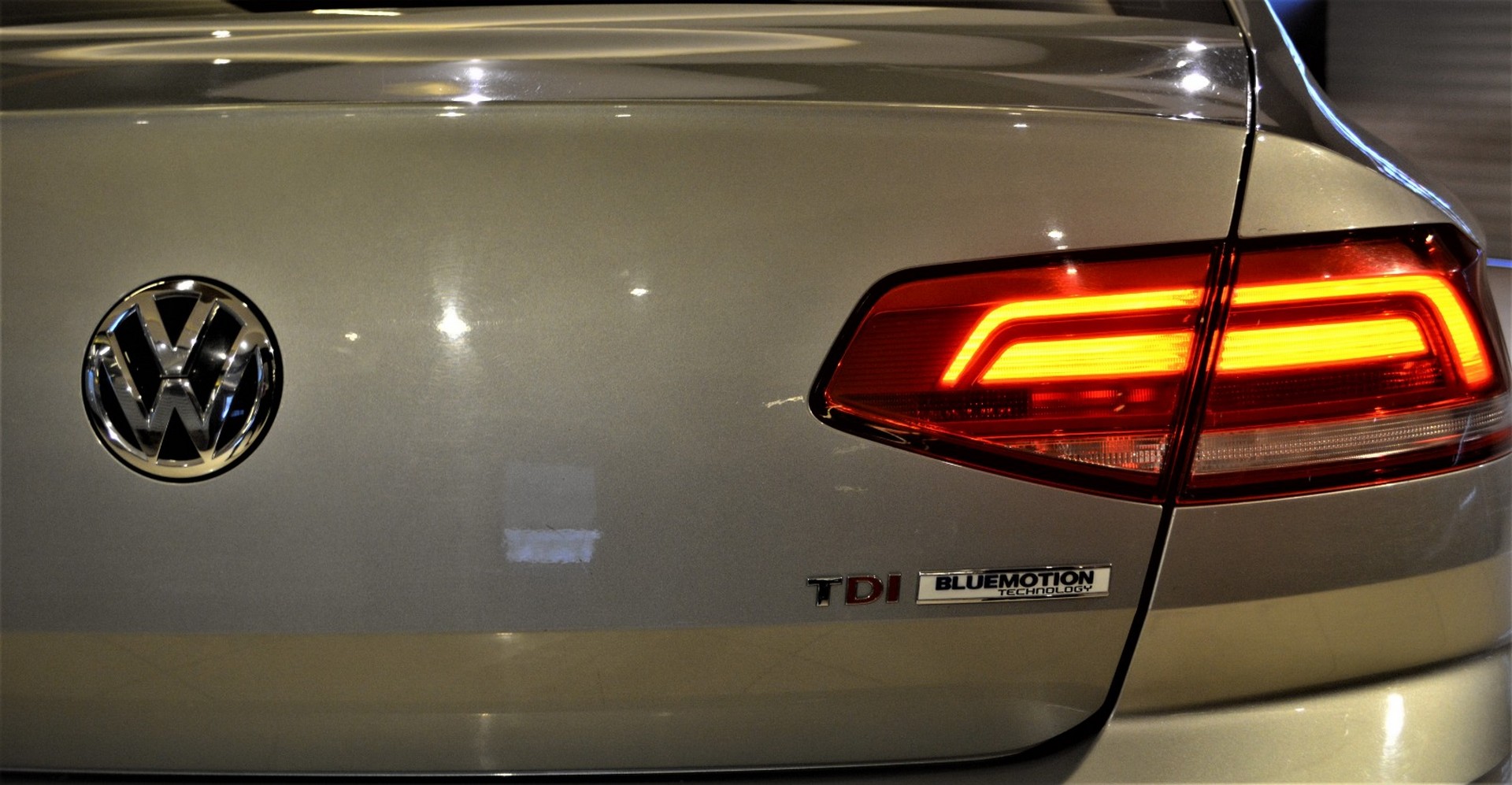 Volkswagen Passat 1.6 TDi BlueMotion Comfortline