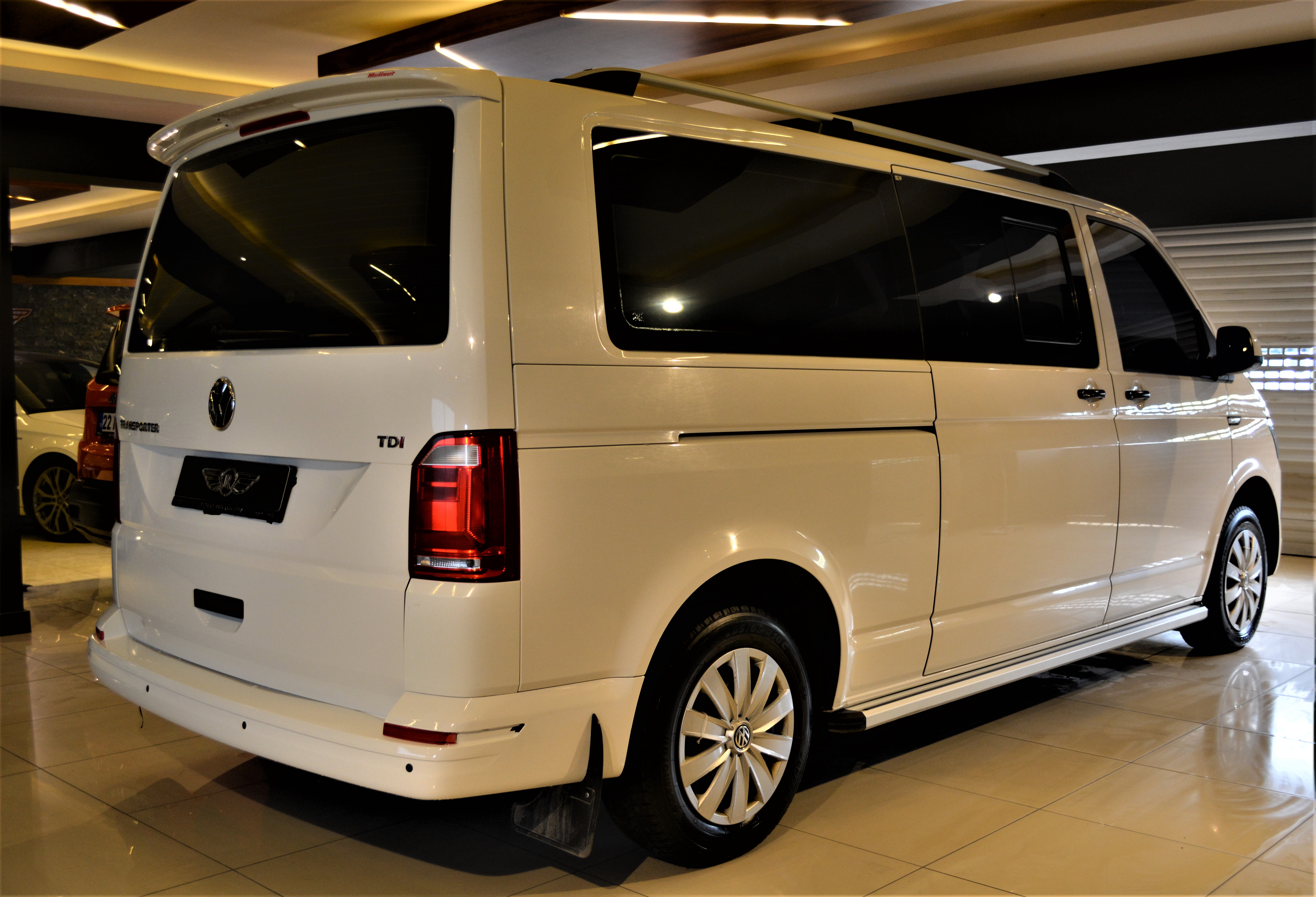 VOLKSWAGEN TRANSPORTER 140 HP 