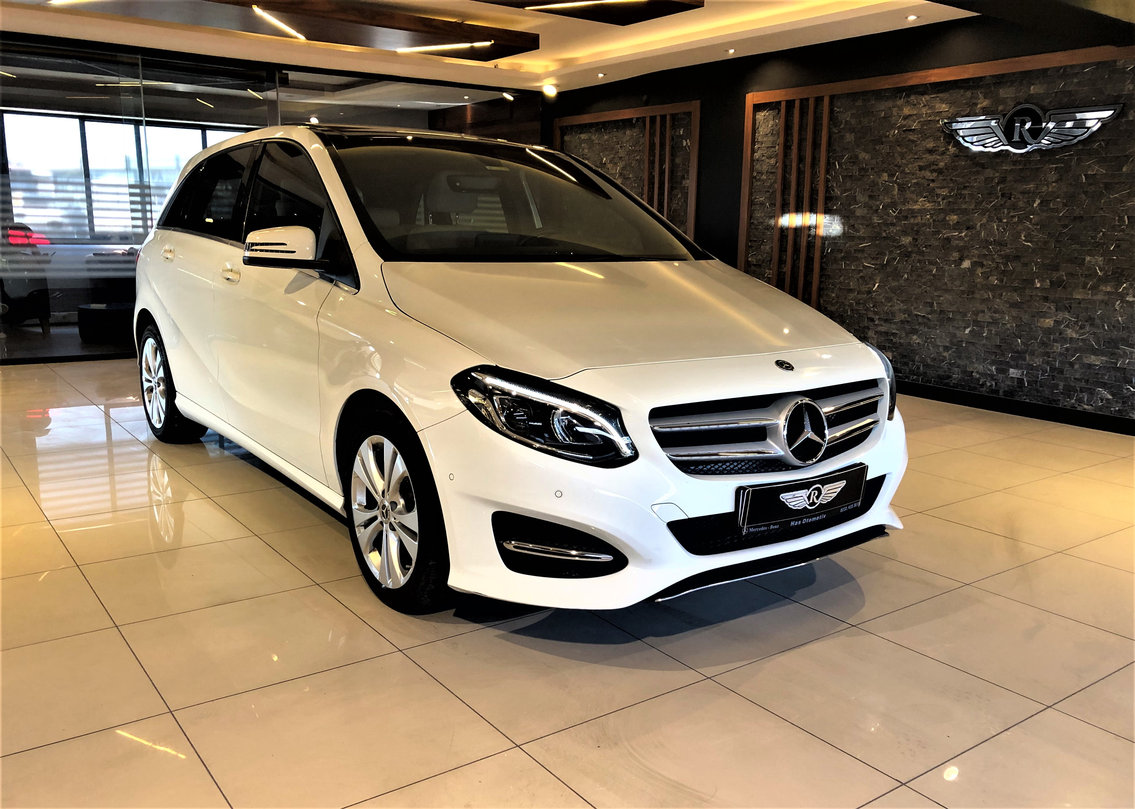 MERCEDES B180 D URBAN 