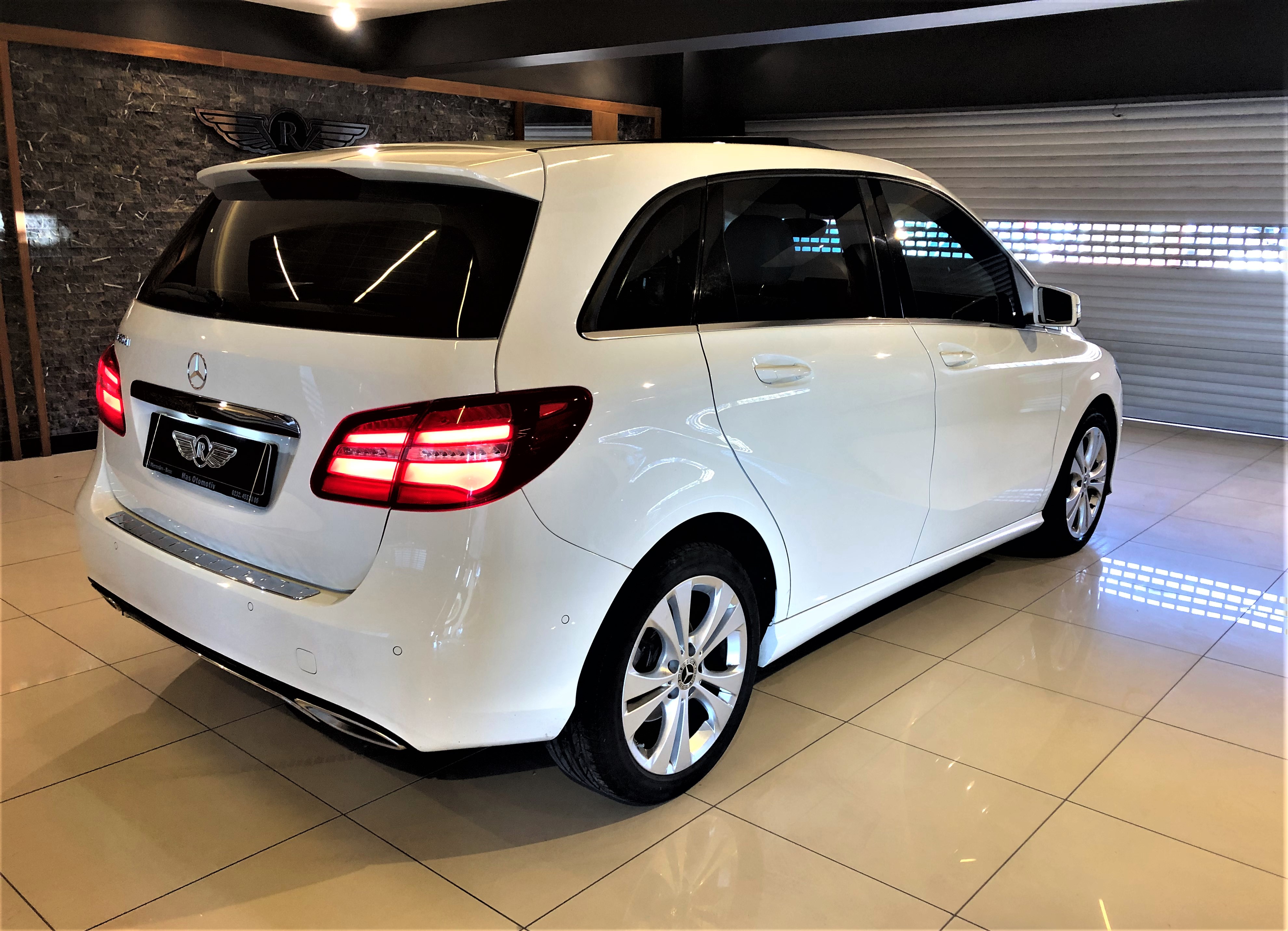 MERCEDES B180 D URBAN 