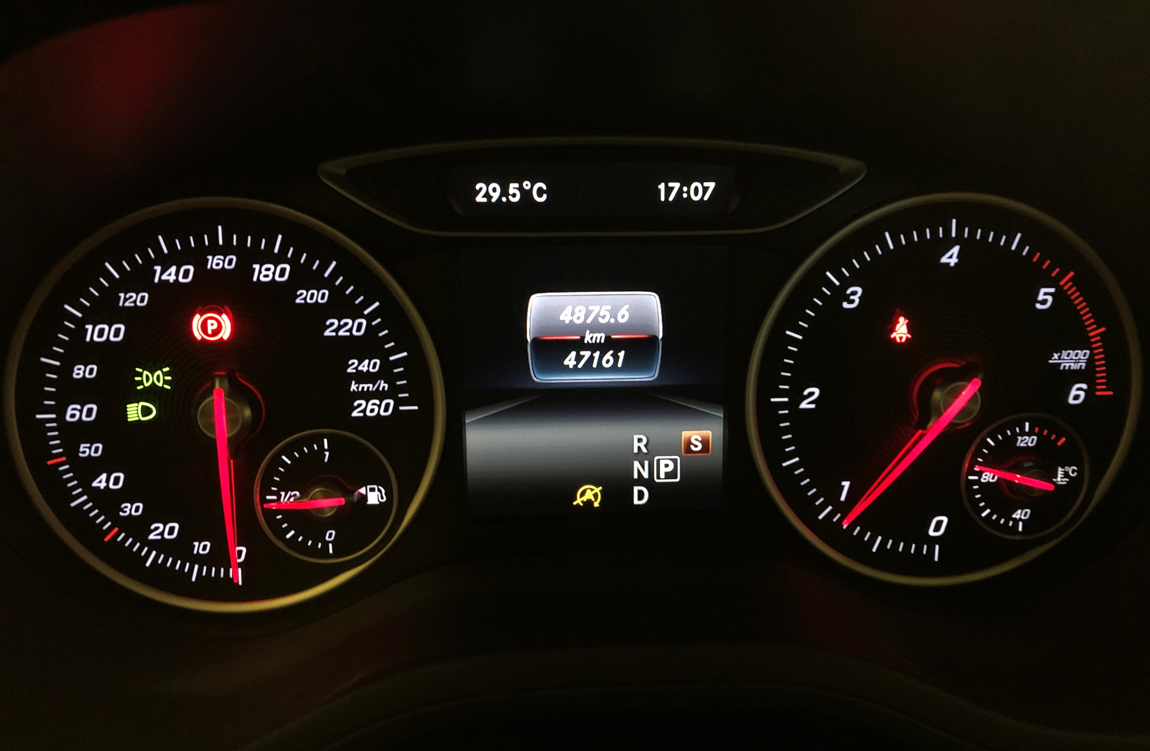 MERCEDES B180 D URBAN 