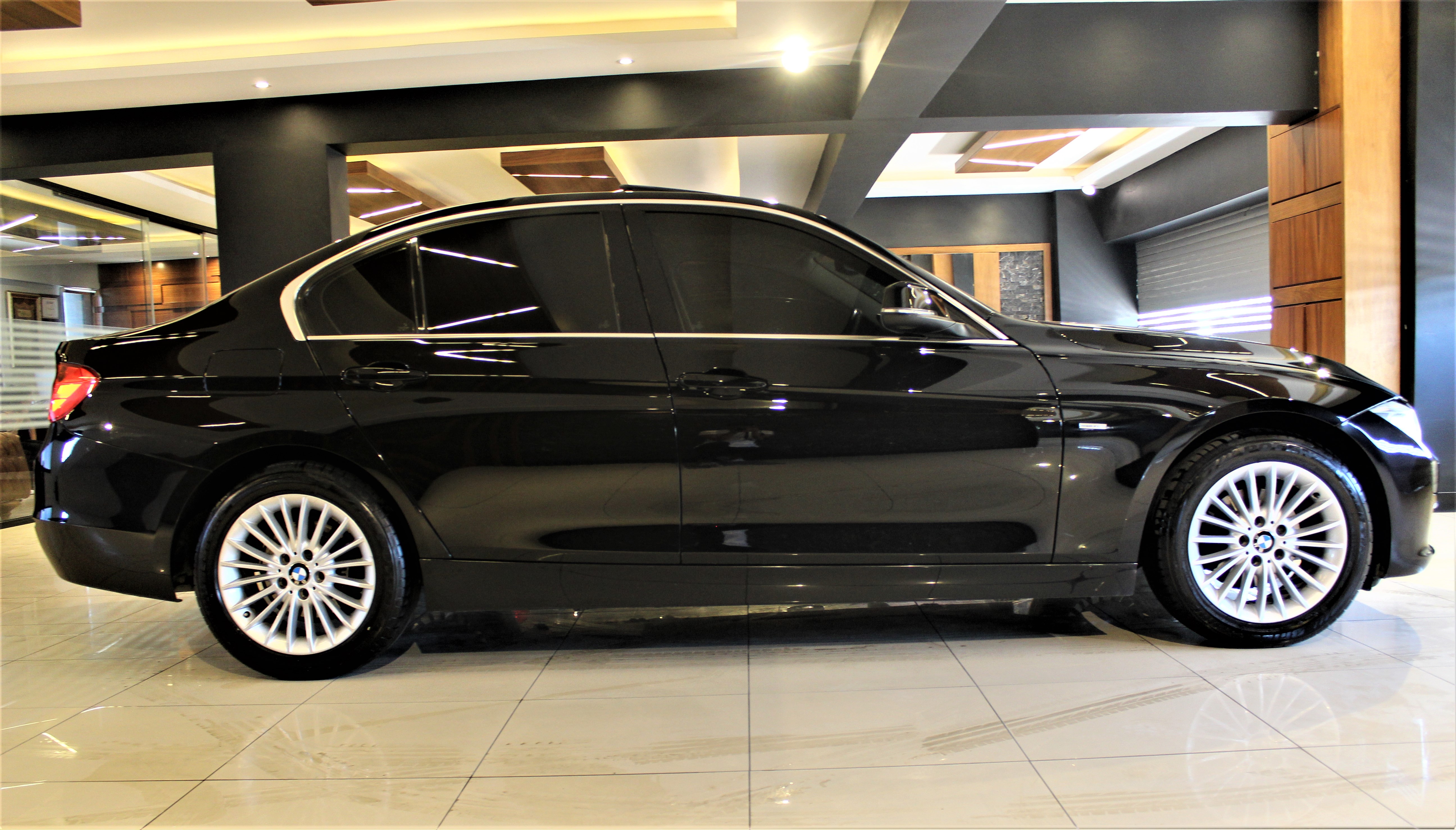 BMW 316İ LUXURY LİNE 