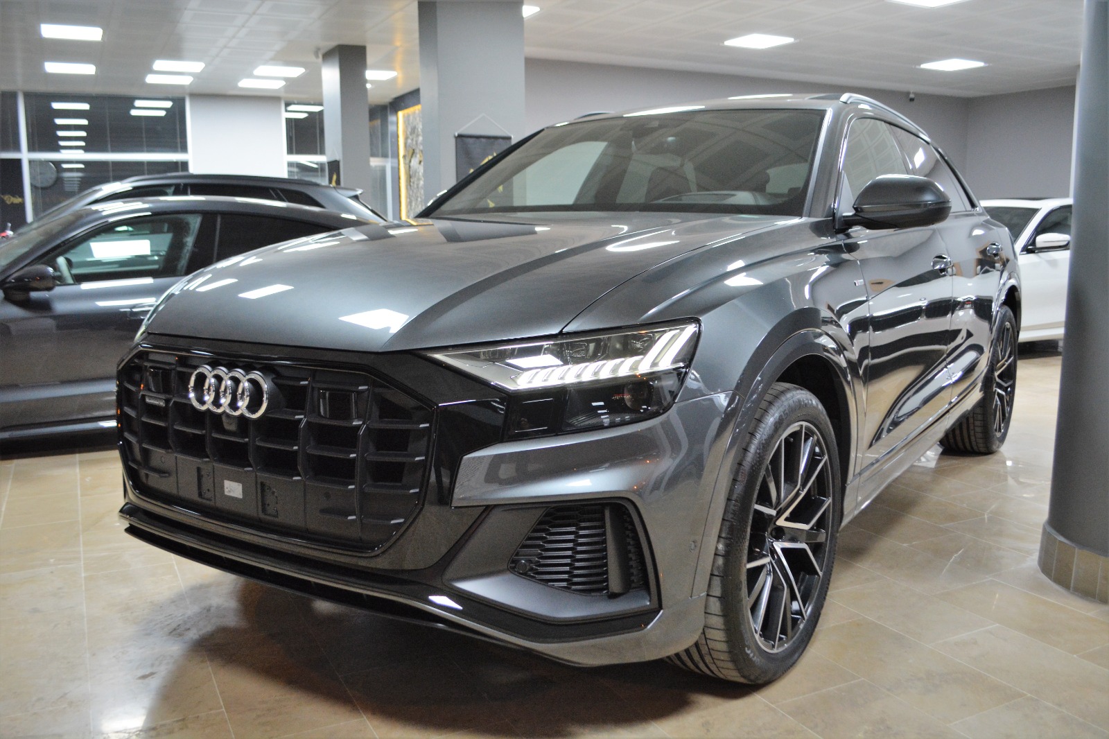 AUDI Q8 50 TDI S LİNE