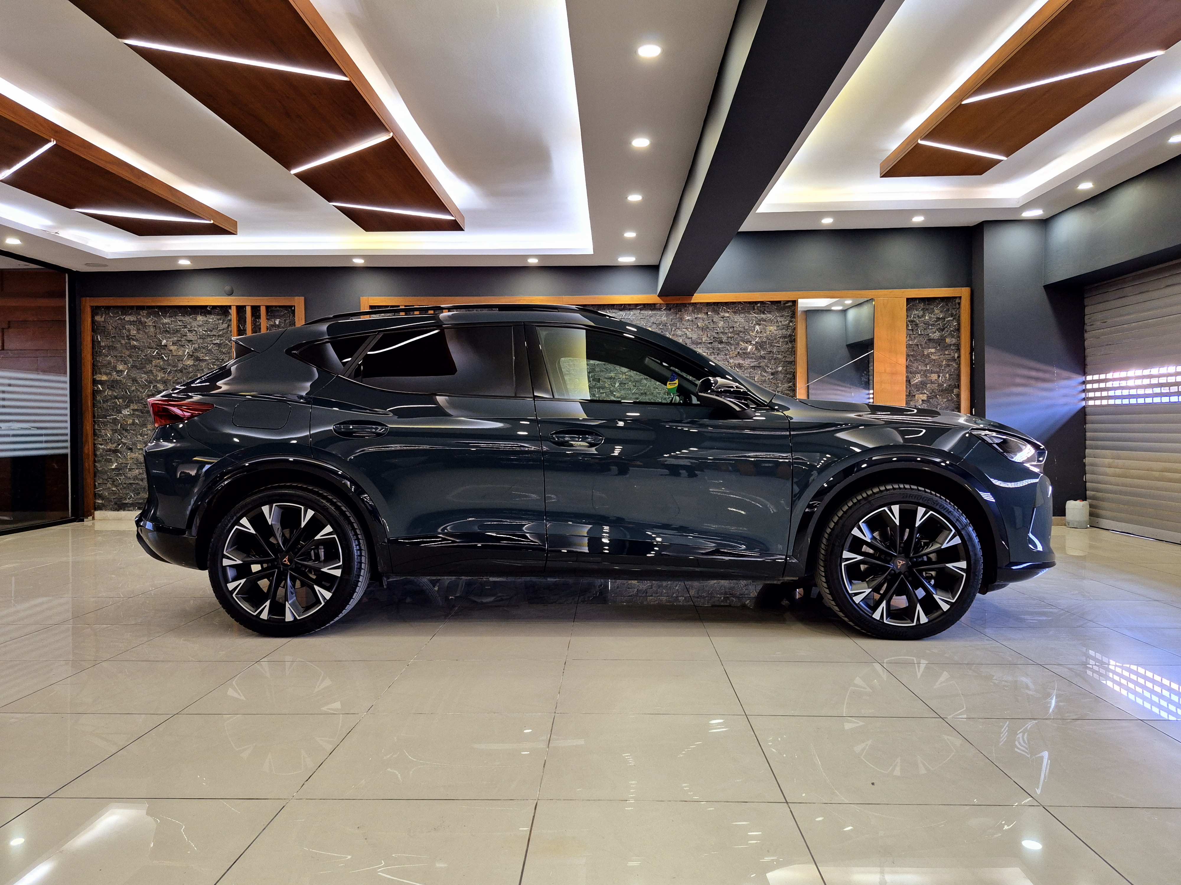 ROYAL'DEN 2024 CUPRA FORMENTOR ZD LİNE