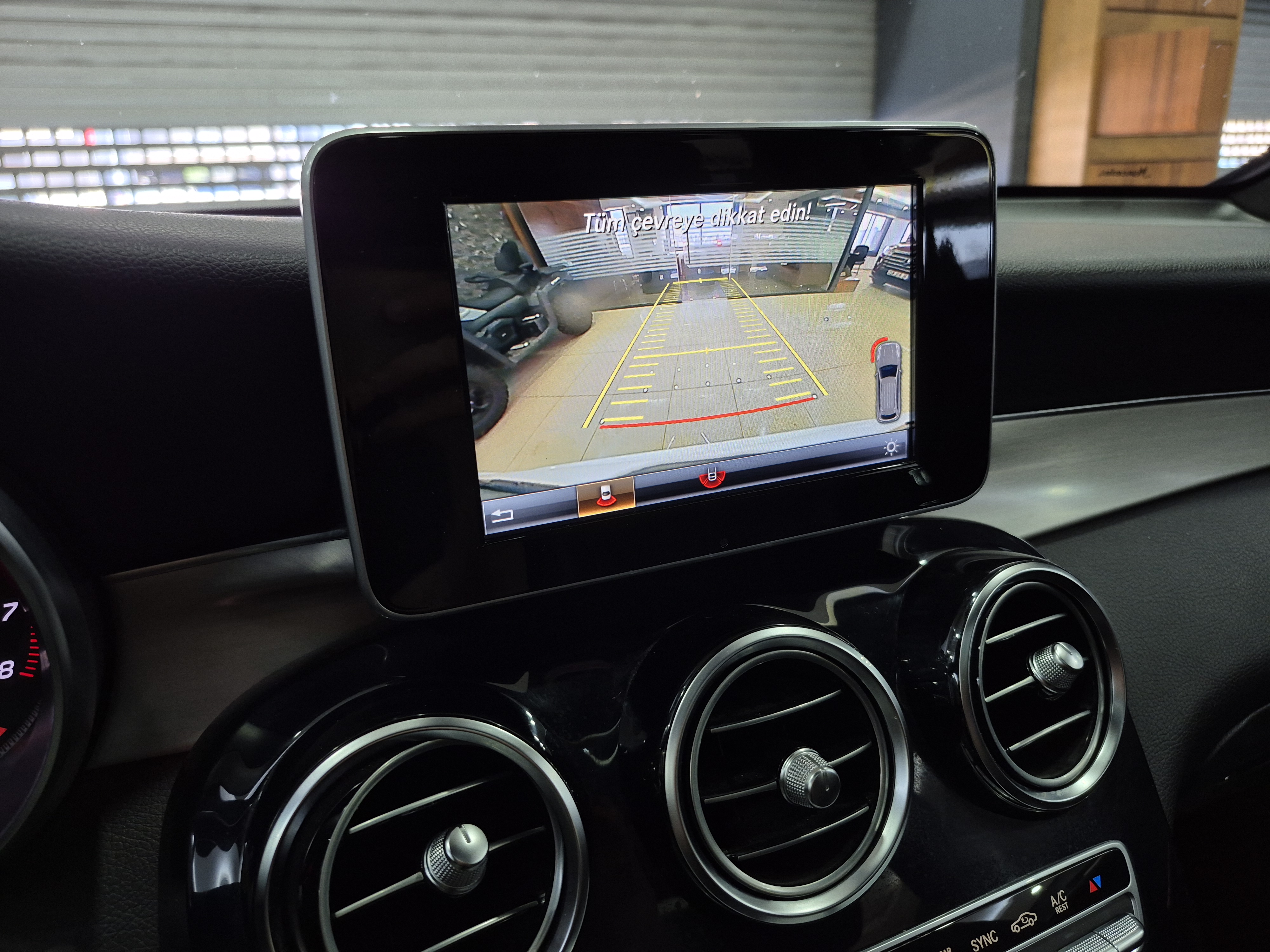 ROYAL'DEN 82.000KM GLC 250 4MATİC AMG CAM TAVAN