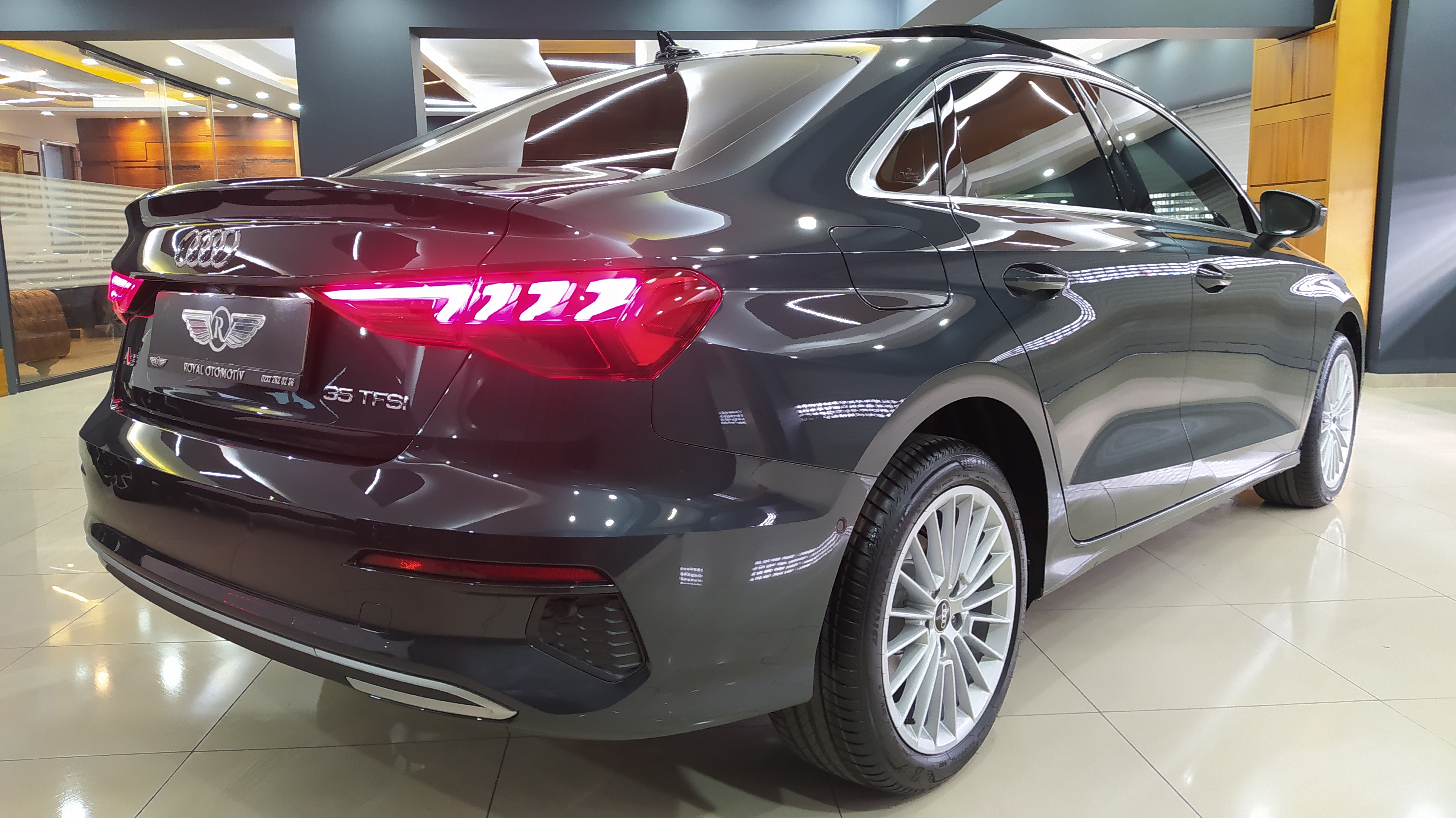 2021 A3 SEDAN 35 TFSI ADVANCED