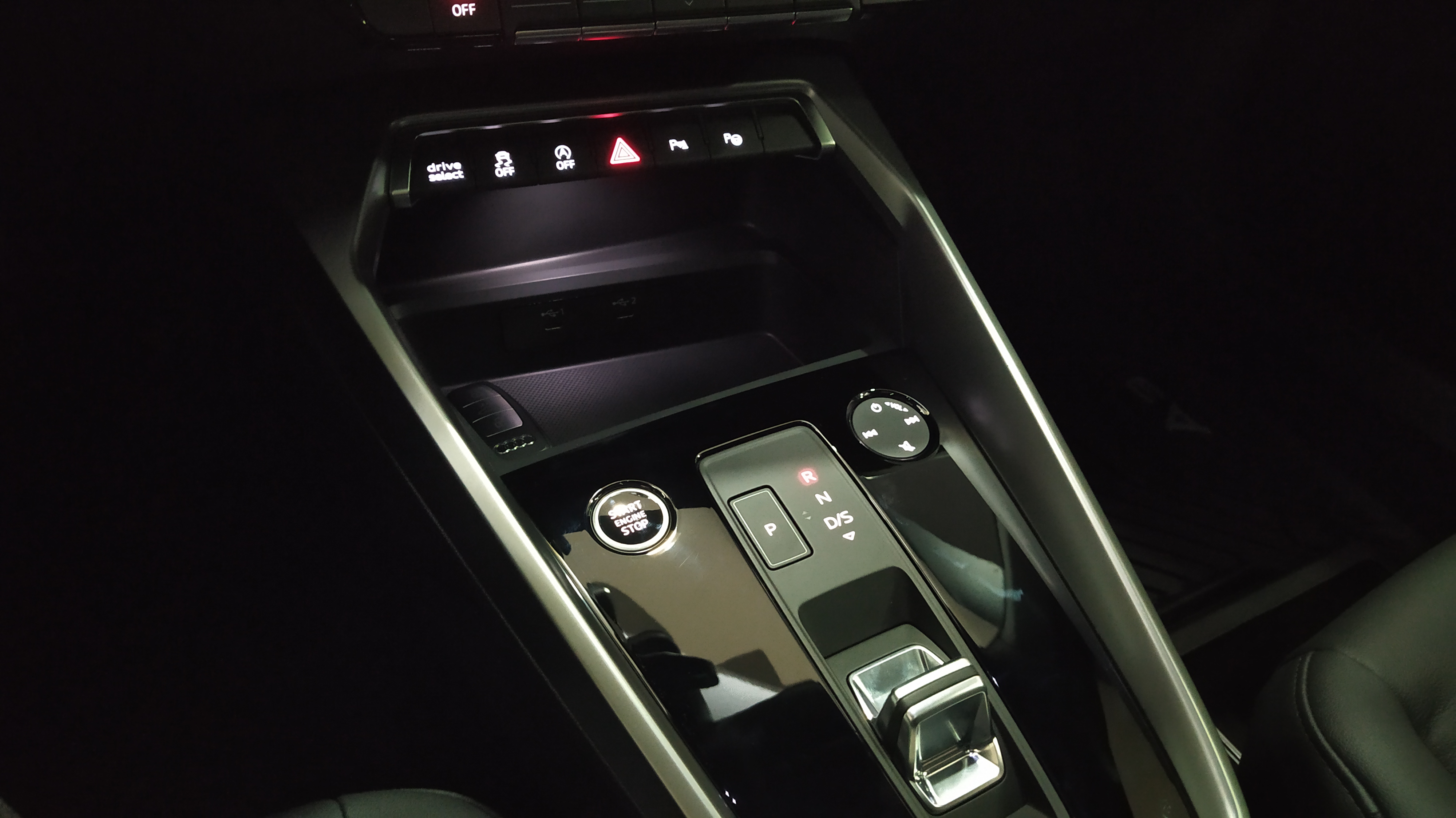 2021 A3 SEDAN 35 TFSI ADVANCED