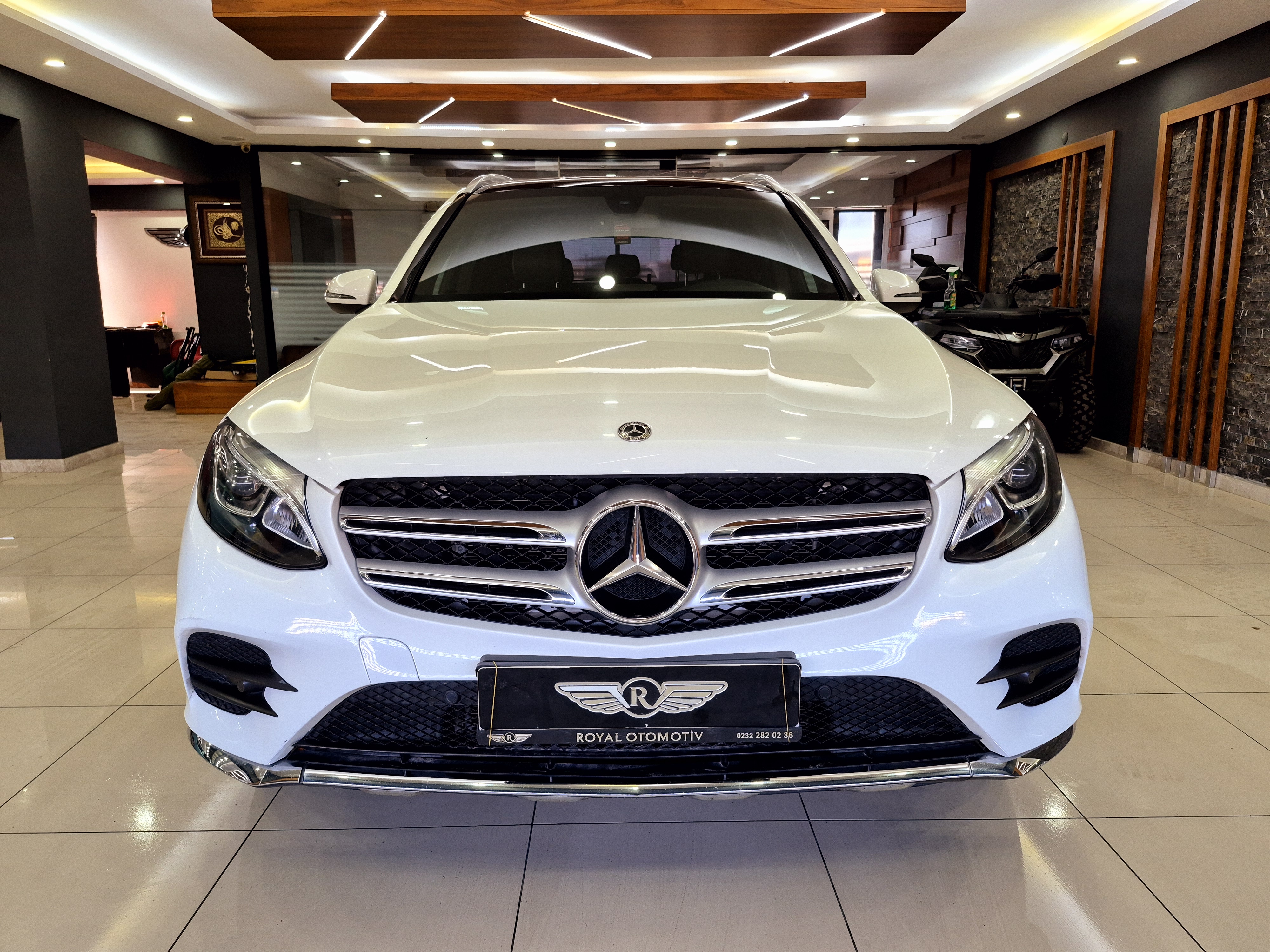 ROYAL'DEN 82.000KM GLC 250 4MATİC 